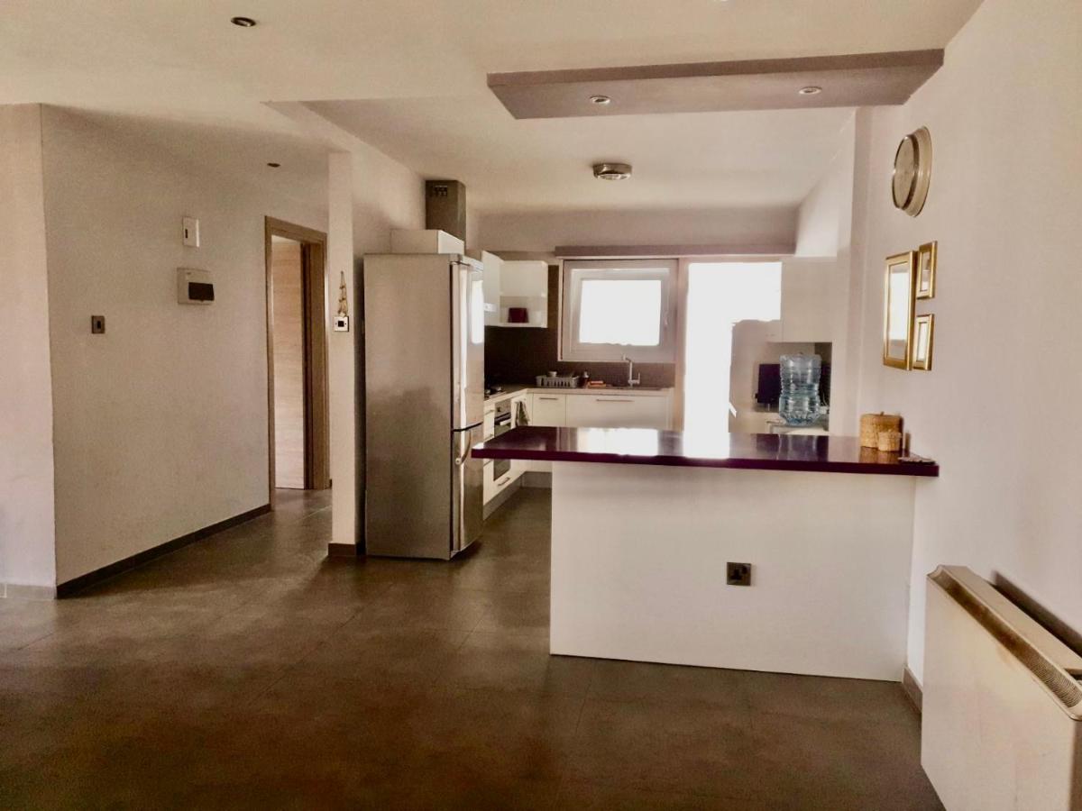 2-Bedroom Appartment In Center نيقوسيا المظهر الخارجي الصورة