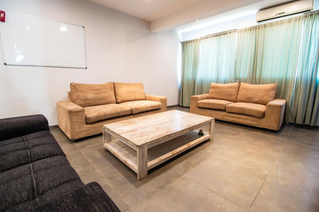 2-Bedroom Appartment In Center نيقوسيا المظهر الخارجي الصورة